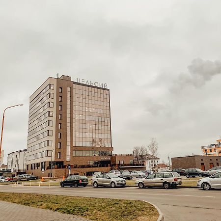 Апартаменты Chilpil На 8-Ом Этаже - Центр - Мгновенное Бесконтактное Заселение - 24Х7 Брест Экстерьер фото
