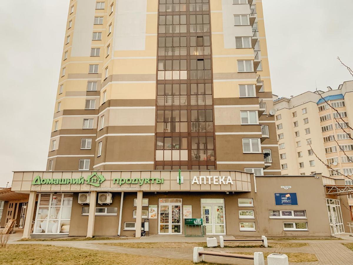 Апартаменты Chilpil На 8-Ом Этаже - Центр - Мгновенное Бесконтактное Заселение - 24Х7 Брест Экстерьер фото